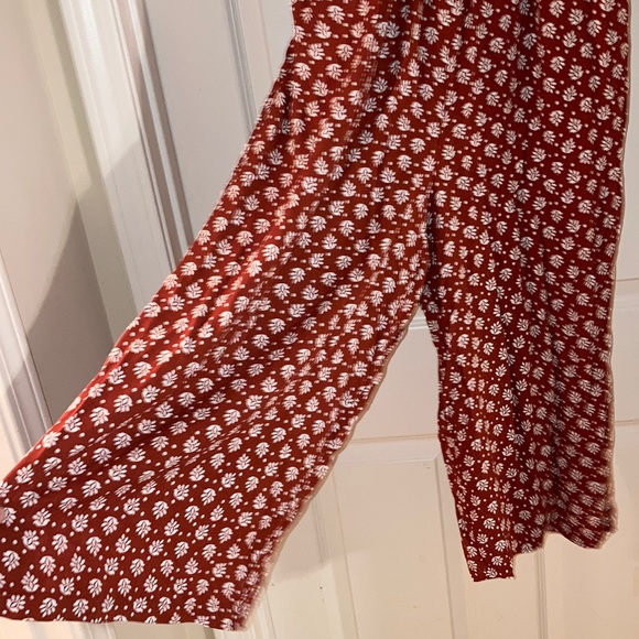 AUW Capri Romper - Picture 2 of 3